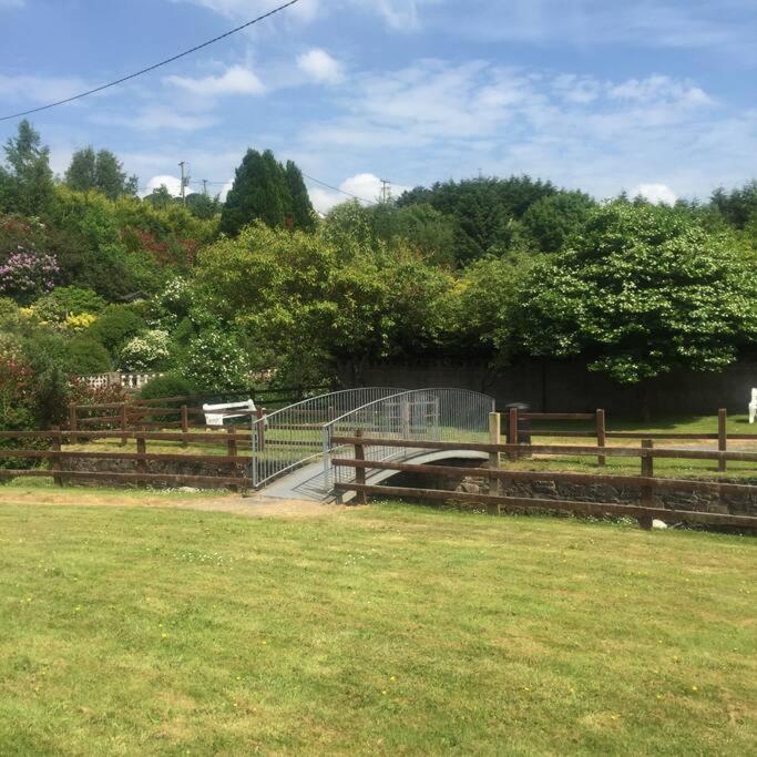 Duiche An Ri - Delightful Village Holiday home Tipperary